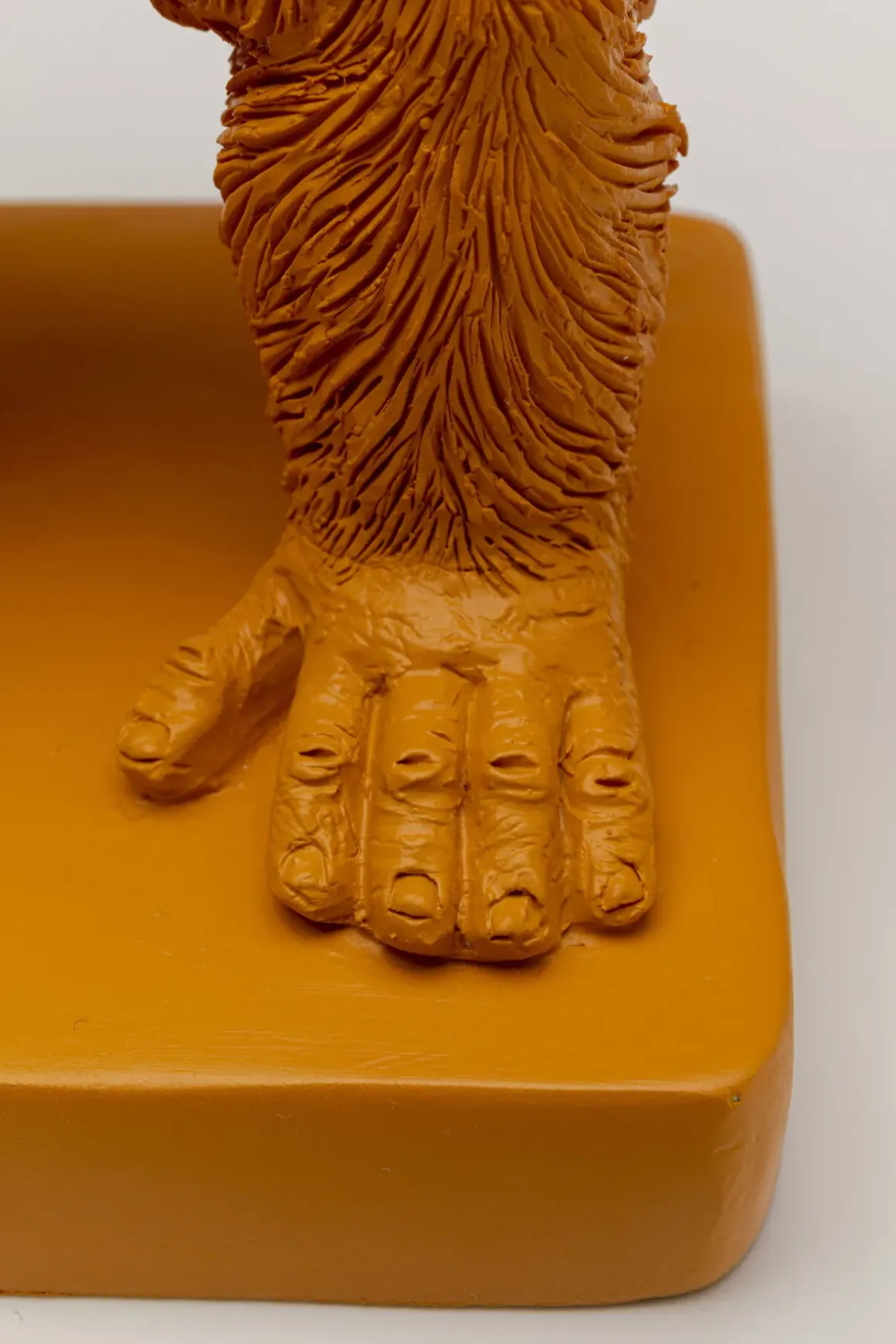 Bokstöd Gorilla Orange, 2 st. - KARE Design