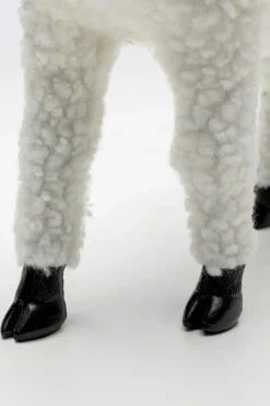 Dekorfigur Happy Sheep - Får, I Ull, Vit, 28cm - KARE Design