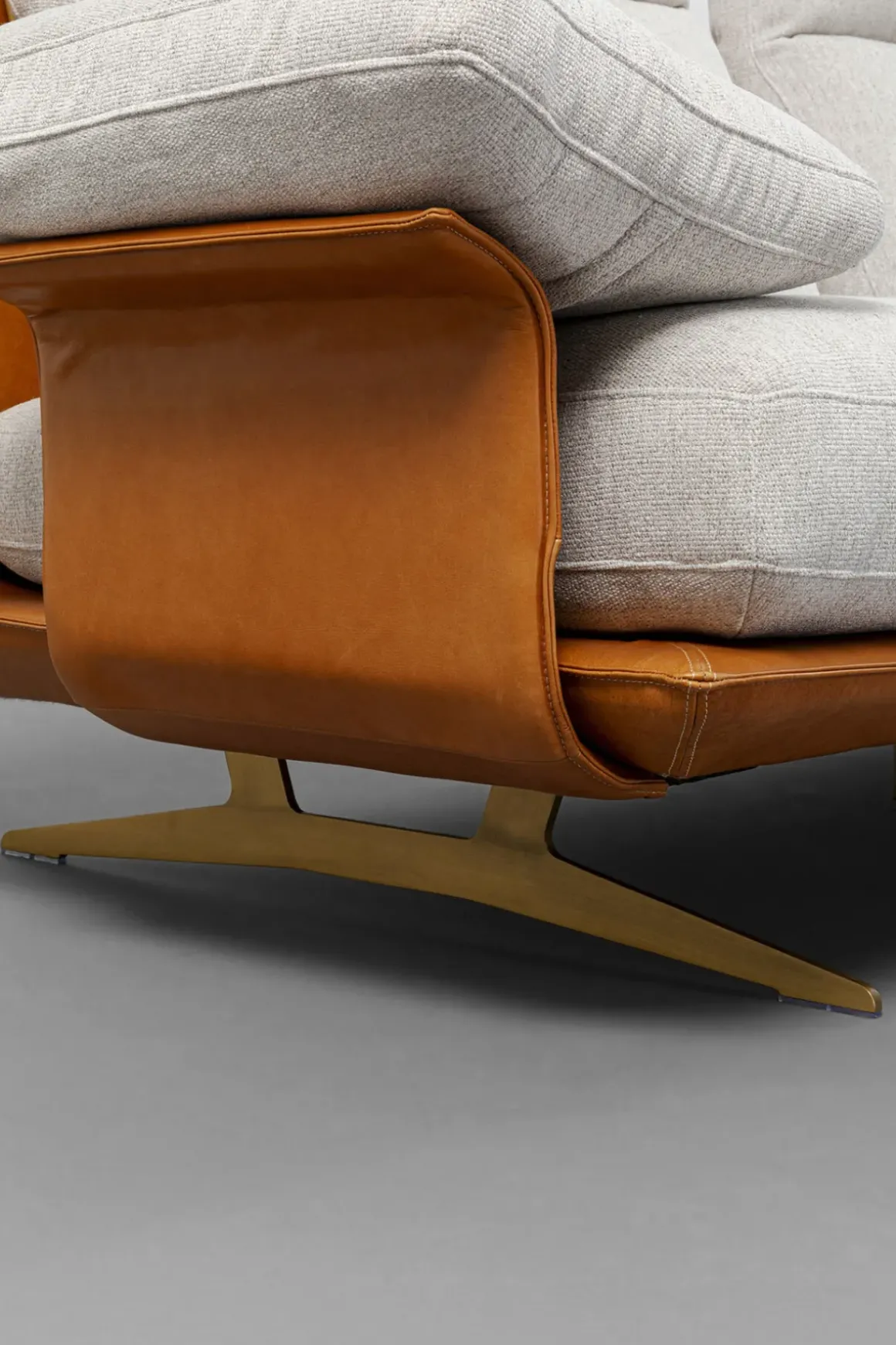 Hörnsoffa Charles - Höger, 333x169cm - KARE Design