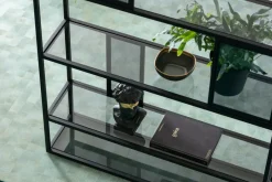 Hylla Skyler - Bokhylla i Svart/Tonat Glas, 195x115cm - KARE Design