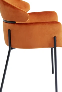 Karmstol Alexia - Stol i Orange Sammet med Armstöd - KARE Design
