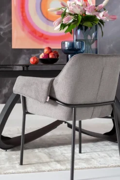 Karmstol Bess - Stol med armstöd, Grå - KARE Design