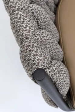 Karmstol Knot Tweed - Stol med Armstöd Greige - KARE Design