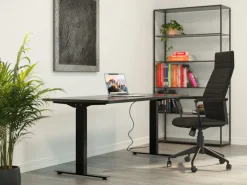 Kontorsstol Labora Hög - Snurrstol på Hjul, Svart Konstläder - KARE Design