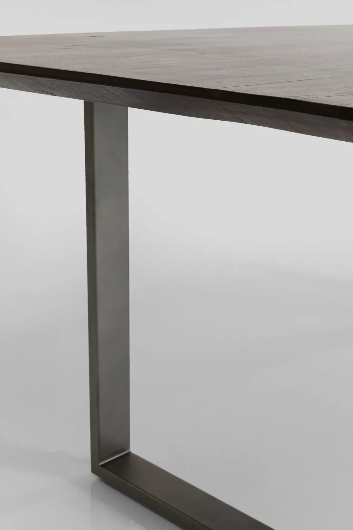 Matbord Symphony - Massivt Trä/Mörk Rå Stål, 160x80cm - KARE Design