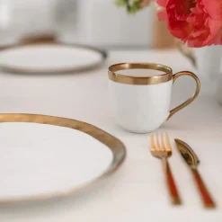 Mugg Bell - Vitt Porslin med Guldkant - KARE Design