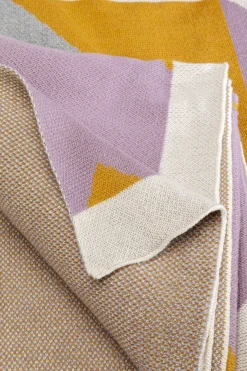 Pläd Triangoli, 200x150cm - KARE Design