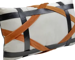 Prydnadskudde Ring Of Fire - 50x30cm - KARE Design