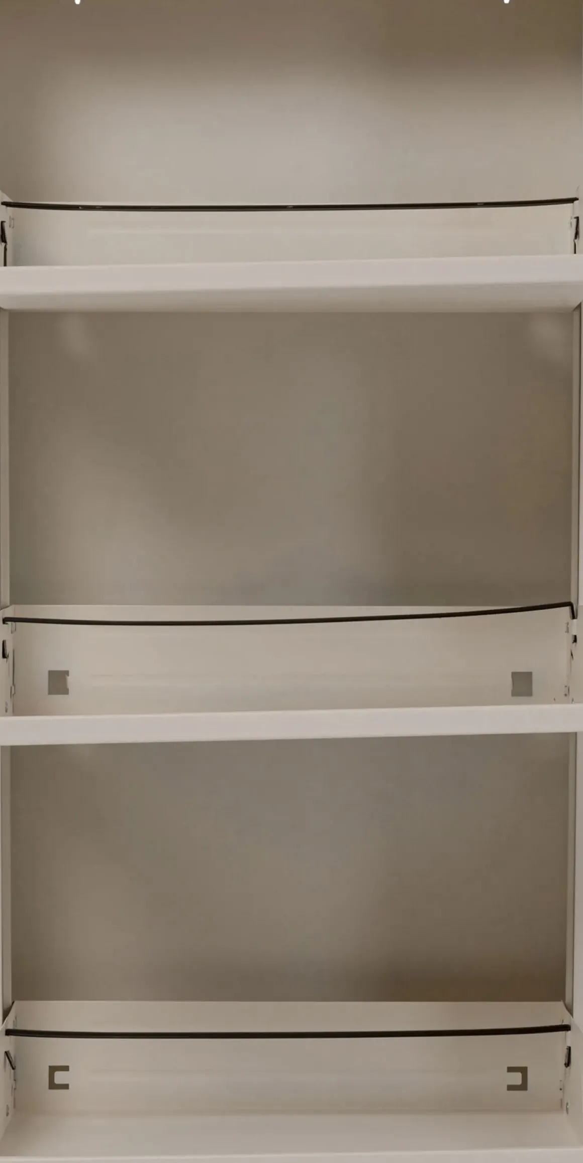 Skoskåp Caruso - Cream, 104x50cm - 3 lådor - KARE Design