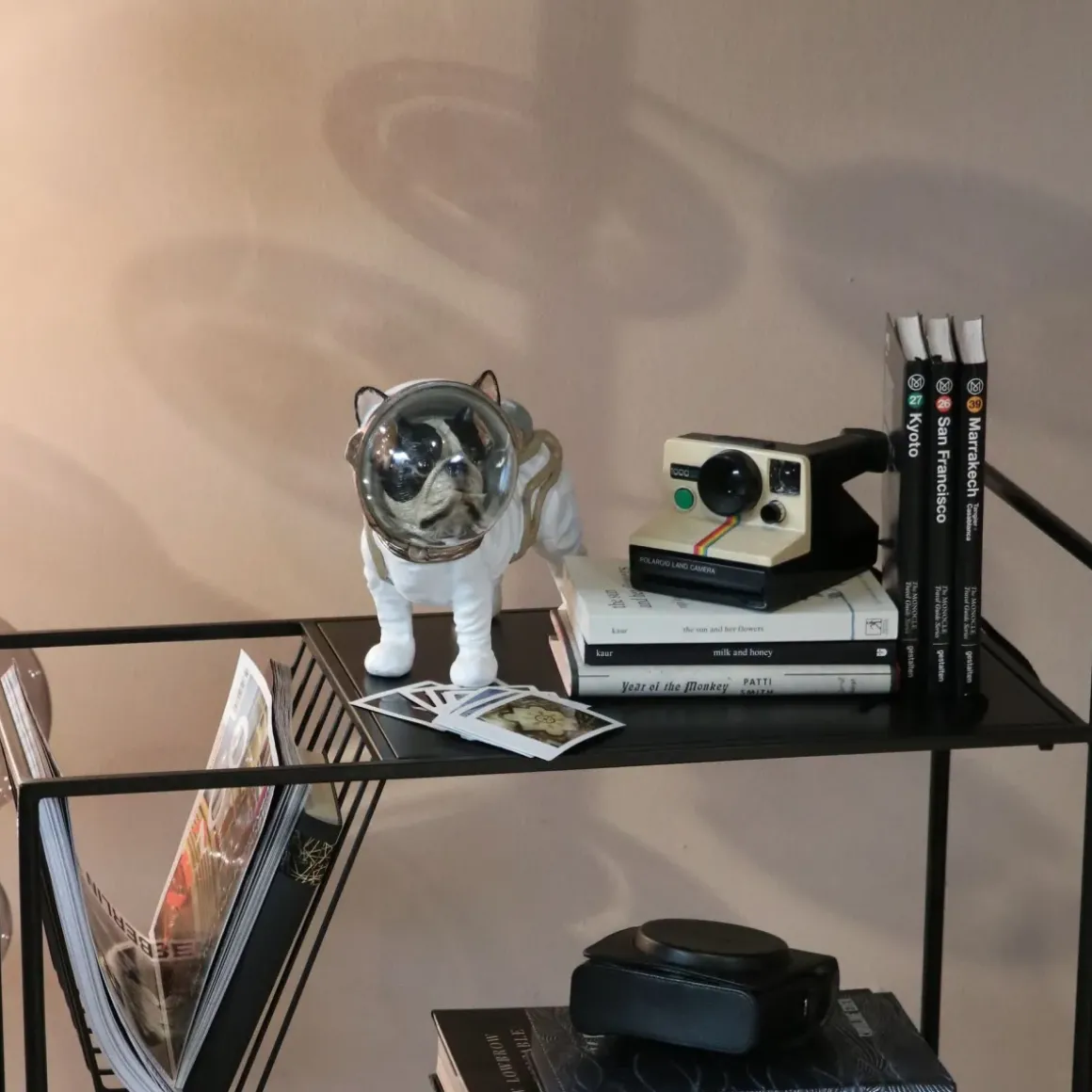 Skulptur Space Dog - Dekorfigur Hund, 21cm - KARE Design