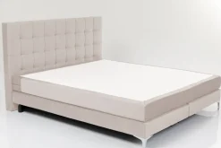 Säng Benito Star Cream 180x200cm - KARE Design