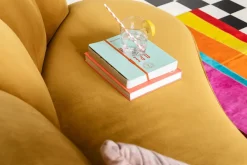 Soffa Dschinn - Bärnsten Sammet, 3-Sits - KARE Design