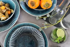 Tallrik Mustique Rim - Glaserat Stengods Aqua Blå, Ø21cm - KARE Design